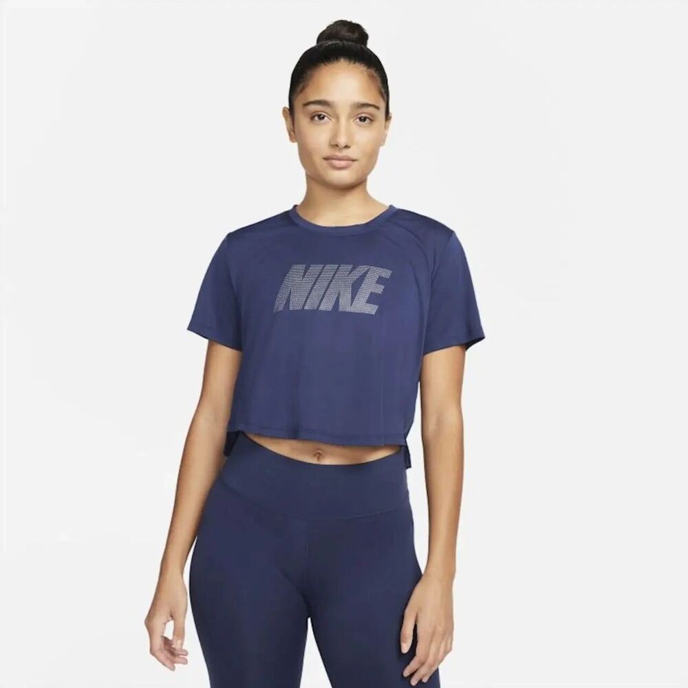 Nike Women's Crop Top